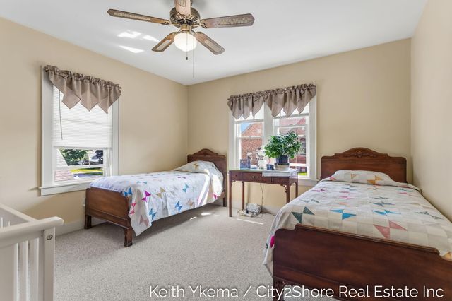 1807 Martindale Avenue SW, Wyoming, MI 49509
