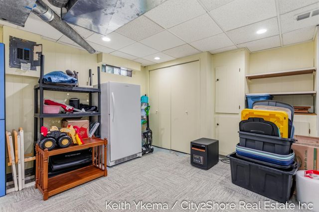 1807 Martindale Avenue SW, Wyoming, MI 49509