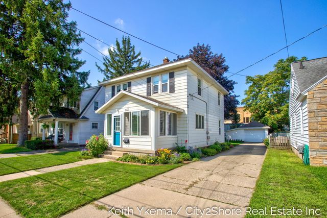 1807 Martindale Avenue SW, Wyoming, MI 49509