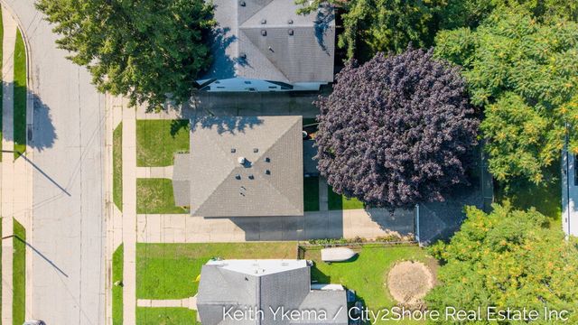 1807 Martindale Avenue SW, Wyoming, MI 49509