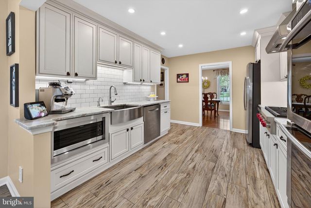 216 SUNNY JIM DR, Medford, NJ 08055