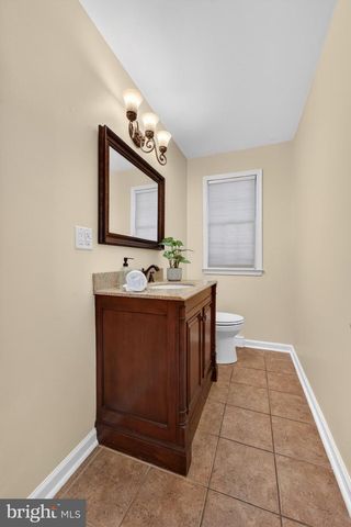 216 SUNNY JIM DR, Medford, NJ 08055