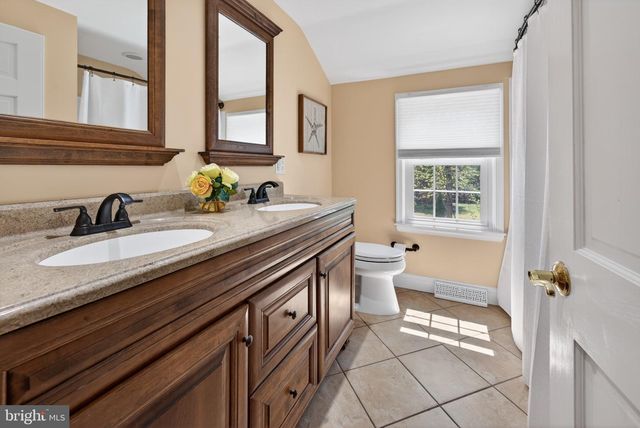 216 SUNNY JIM DR, Medford, NJ 08055