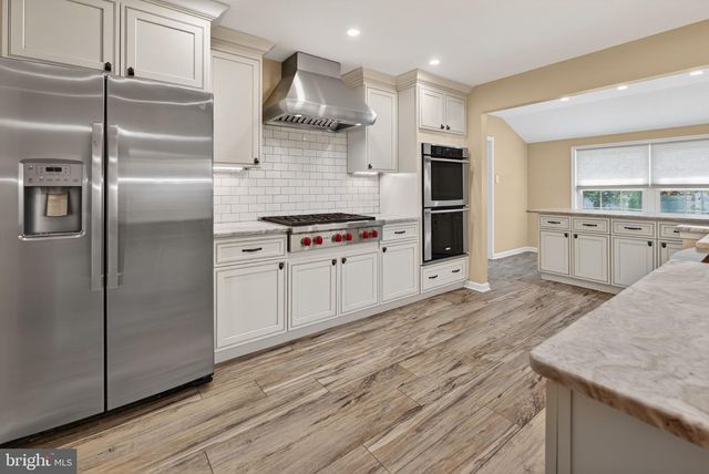 216 SUNNY JIM DR, Medford, NJ 08055