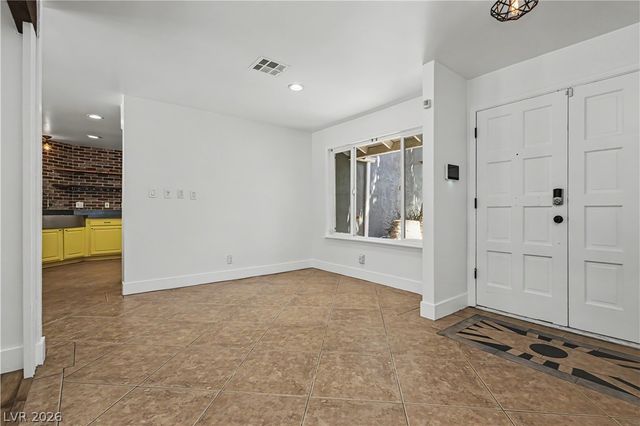 1888 East Viking Road, Las Vegas, NV 89169