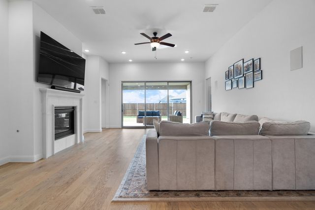 328 Savannah Lane, Oak Point, TX 75068