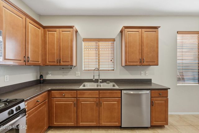 12902 E Red Iron Trail, Vail, AZ 85641