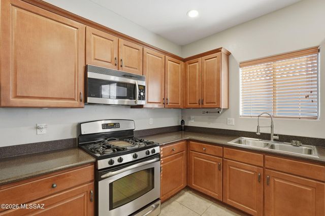 12902 E Red Iron Trail, Vail, AZ 85641