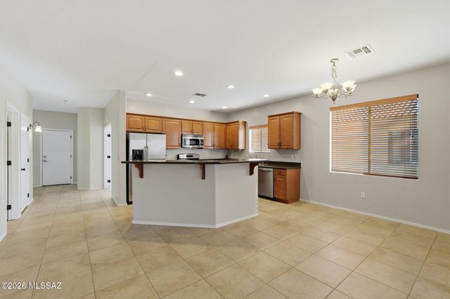 12902 E Red Iron Trail, Vail, AZ 85641