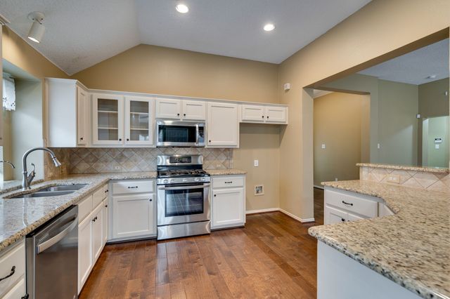 3900 Oak Park Drive, Flower Mound, TX 75028