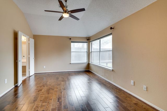 3900 Oak Park Drive, Flower Mound, TX 75028