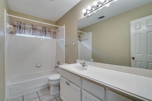 3900 Oak Park Drive, Flower Mound, TX 75028