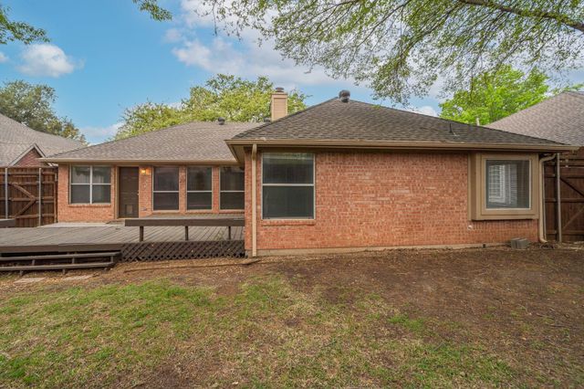 3900 Oak Park Drive, Flower Mound, TX 75028