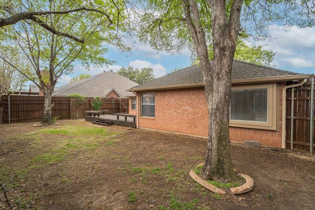 3900 Oak Park Drive, Flower Mound, TX 75028