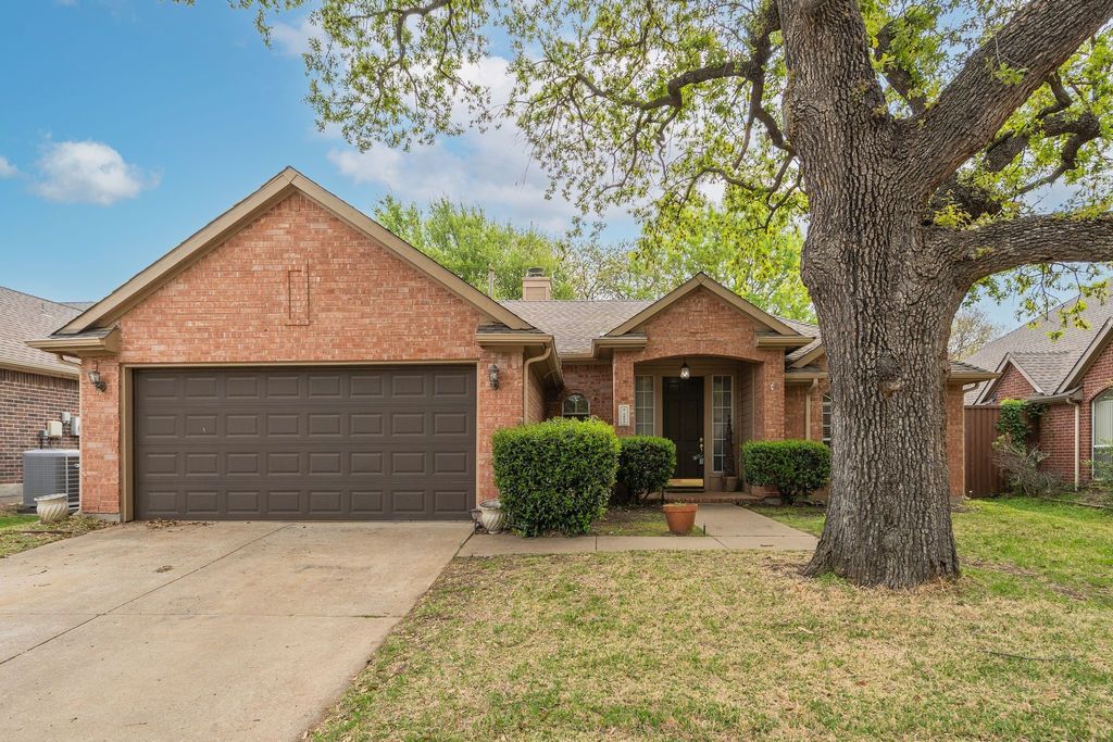 3900 Oak Park Drive, Flower Mound, TX 75028