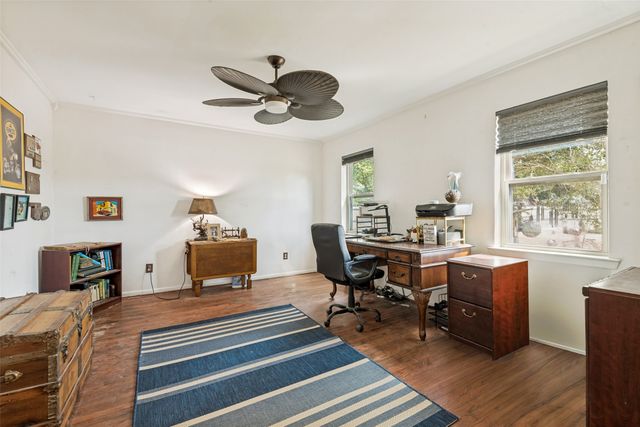 719 S Houston Street, Edgewood, TX 75117