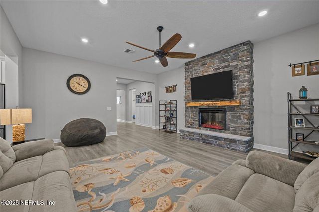 85325 CHAMPLAIN Drive, Fernandina Beach, FL 32034