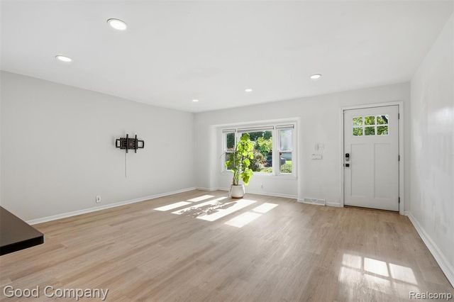3175 Mcdowell Street, Ferndale, MI 48220