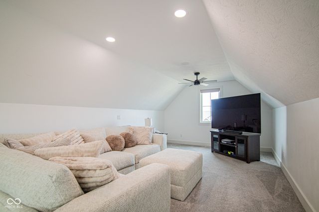 150 Lakeside Drive, Pittsboro, IN 46167