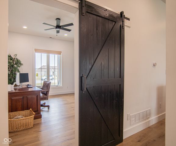 150 Lakeside Drive, Pittsboro, IN 46167