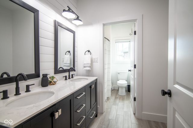 150 Lakeside Drive, Pittsboro, IN 46167