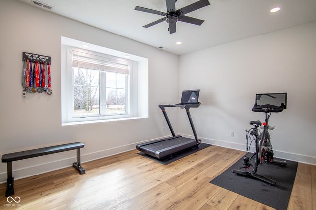 150 Lakeside Drive, Pittsboro, IN 46167