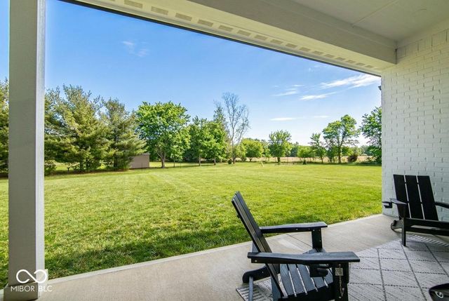 150 Lakeside Drive, Pittsboro, IN 46167