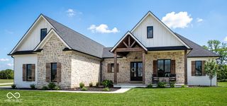 150 Lakeside Drive, Pittsboro, IN 46167