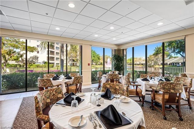 201 Arbor Lake Dr Unit 504, Naples, FL 34110