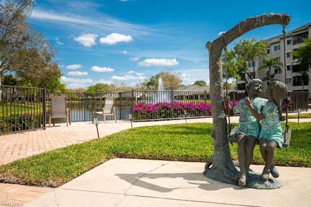 201 Arbor Lake Dr Unit 504, Naples, FL 34110