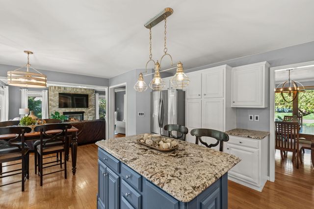 130 Kinsale Avenue, Valparaiso, IN 46385