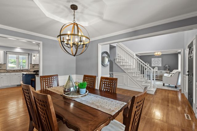130 Kinsale Avenue, Valparaiso, IN 46385