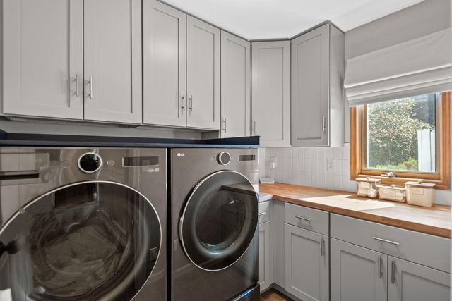 130 Kinsale Avenue, Valparaiso, IN 46385