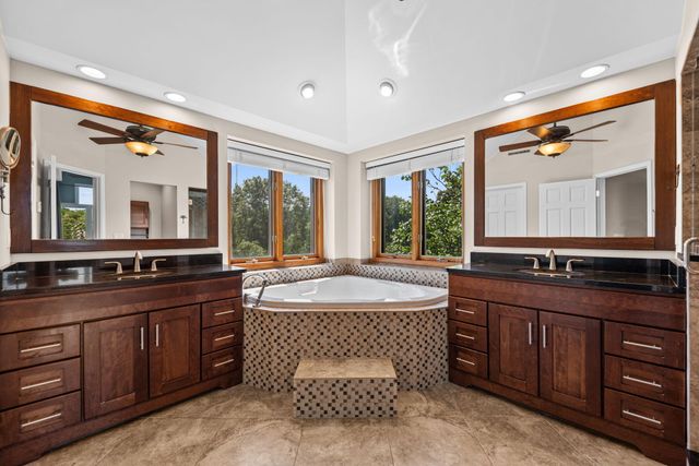 130 Kinsale Avenue, Valparaiso, IN 46385
