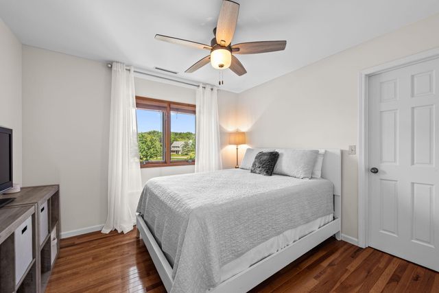 130 Kinsale Avenue, Valparaiso, IN 46385