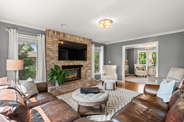 130 Kinsale Avenue, Valparaiso, IN 46385
