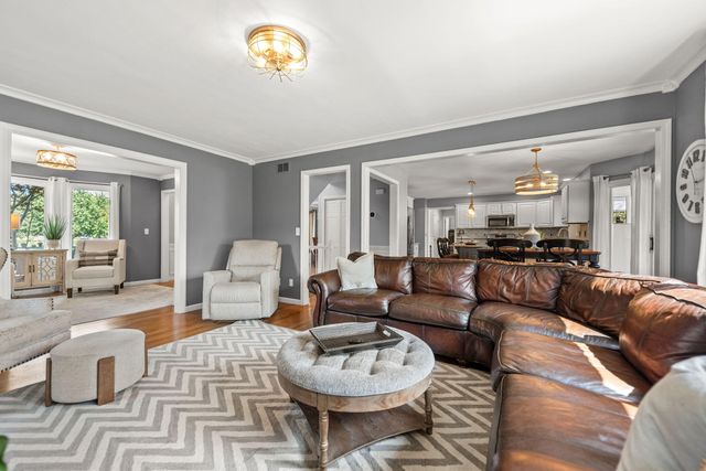 130 Kinsale Avenue, Valparaiso, IN 46385