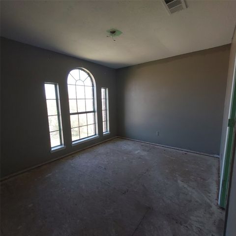 1757 Patrick Circle, Balch Springs, TX 75180