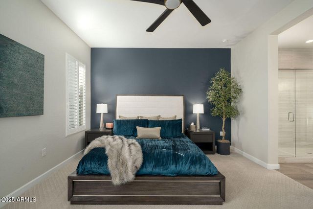 6525 E LIBBY Street, Phoenix, AZ 85054