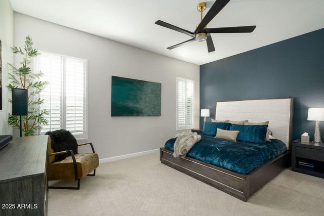 6525 E LIBBY Street, Phoenix, AZ 85054