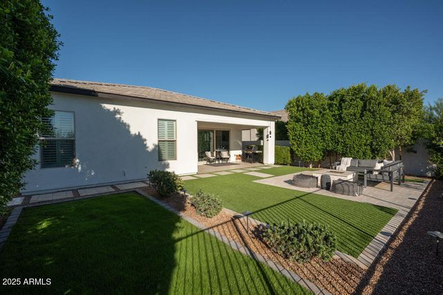 6525 E LIBBY Street, Phoenix, AZ 85054