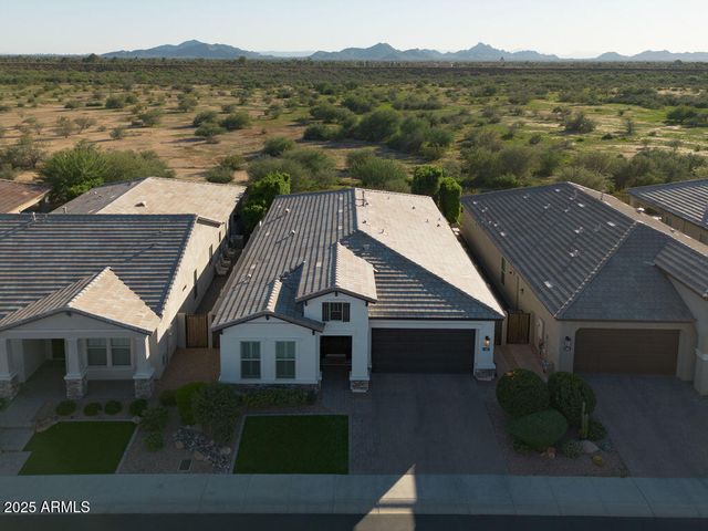 6525 E LIBBY Street, Phoenix, AZ 85054