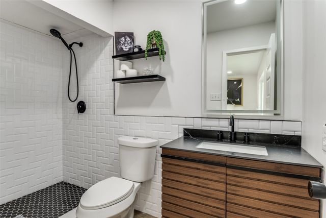 5625 Ridgecove Drive, Garland, TX 75043