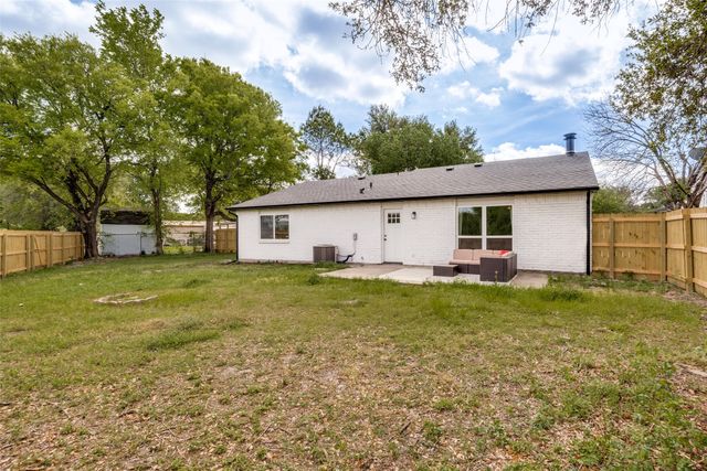 5625 Ridgecove Drive, Garland, TX 75043