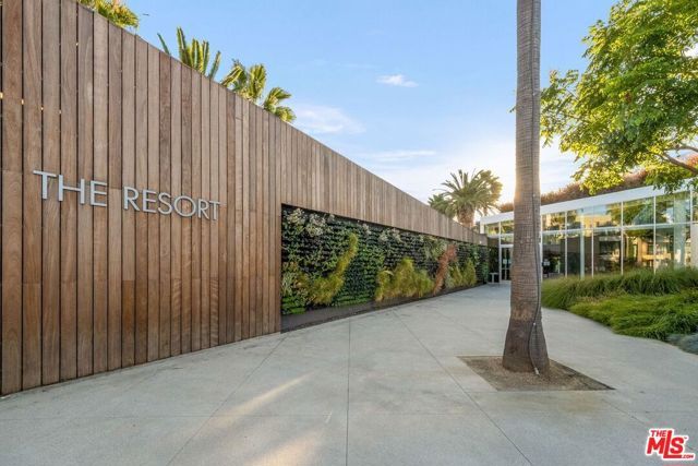 12963 Runway Road 104, Los Angeles, CA 90094