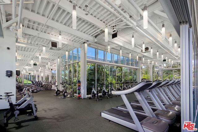 12963 Runway Road 104, Los Angeles, CA 90094