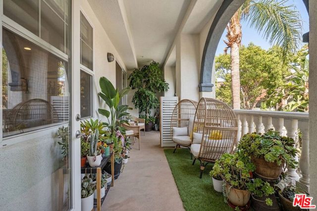 12963 Runway Road 104, Los Angeles, CA 90094