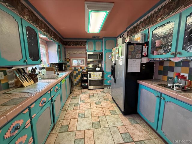 25310 Lyndon, Redford Charter Township, MI 48239