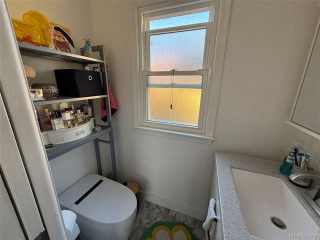 25310 Lyndon, Redford Charter Township, MI 48239