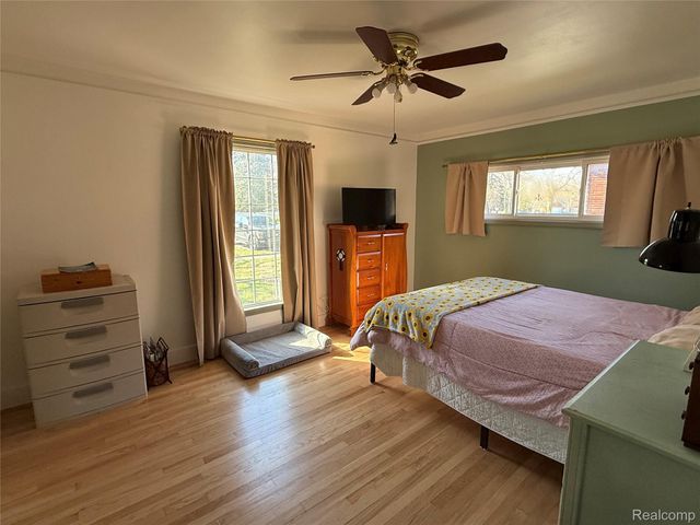 25310 Lyndon, Redford Charter Township, MI 48239